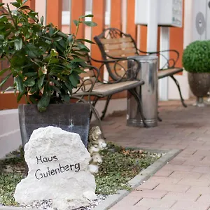 Hotel Garni Haus Zum Gutenberg, Hallbergmoos